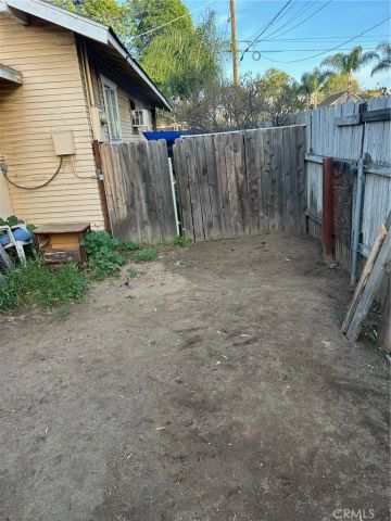 3393 Eucalyptus Avenue, Riverside, CA 92507