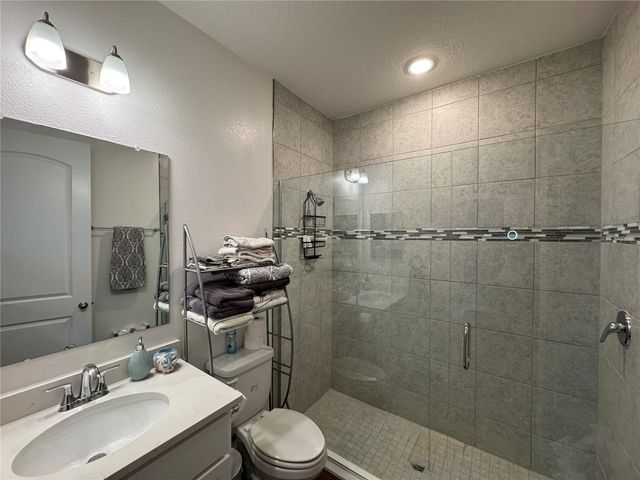 10190 DOLPHIN GULL CIRCLE, Thonotosassa, FL 33592