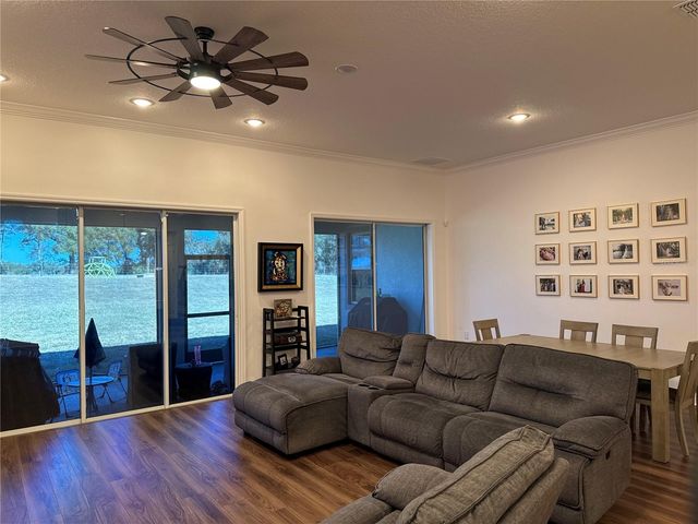 10190 DOLPHIN GULL CIRCLE, Thonotosassa, FL 33592