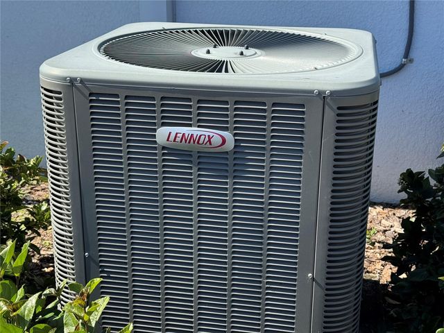 10190 DOLPHIN GULL CIRCLE, Thonotosassa, FL 33592