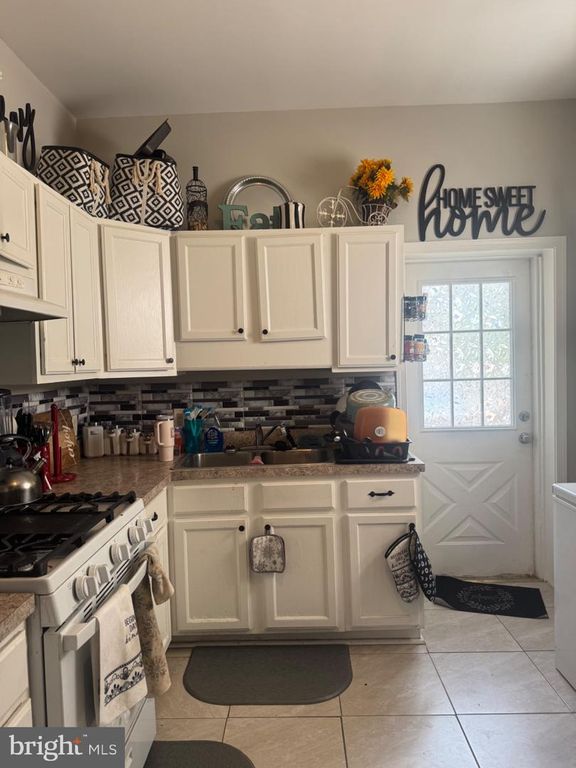 537 S DUKE ST, York, PA 17401