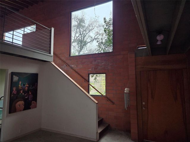 221 Emerson Street, Houston, TX 77006