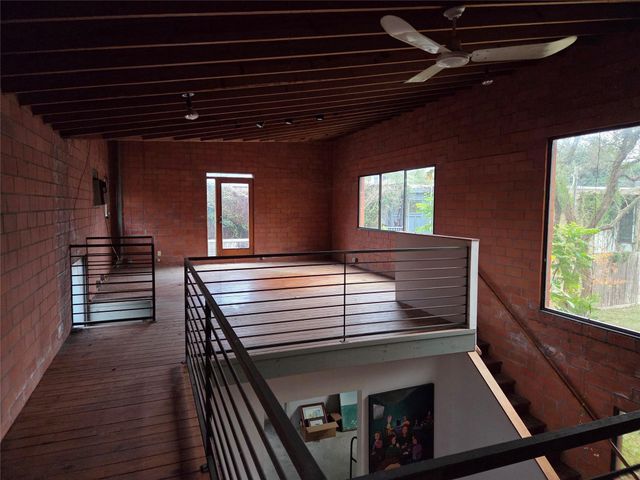 221 Emerson Street, Houston, TX 77006