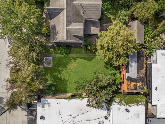 221 Emerson Street, Houston, TX 77006