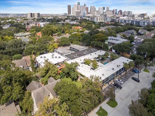 221 Emerson Street, Houston, TX 77006