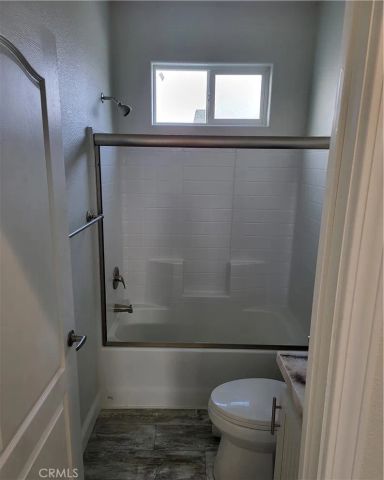 21500 Lassen 122, Chatsworth, CA 91311