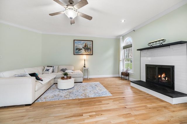 217 Magill Dr, Grafton, MA 01519
