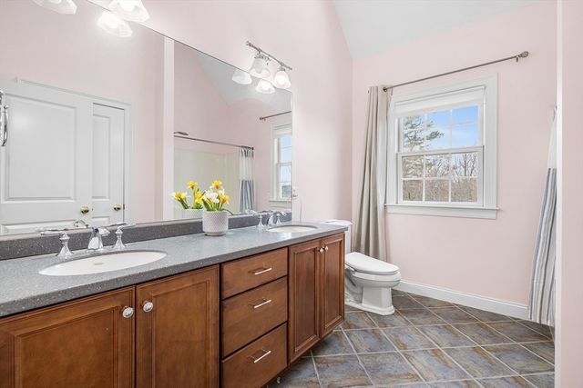 217 Magill Dr, Grafton, MA 01519