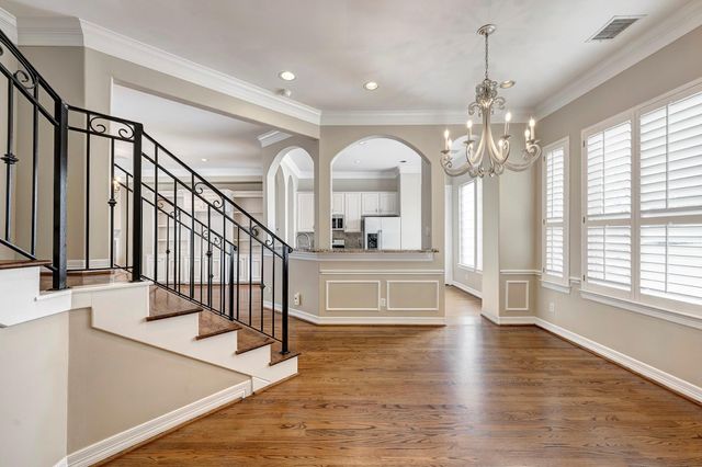 3318 W Dallas Street, Houston, TX 77019