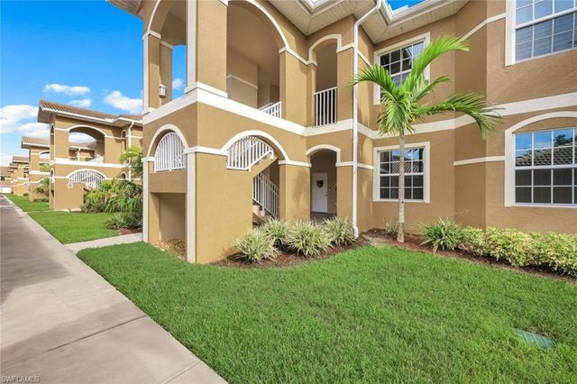 1137 Winding Pines CIR 106, Cape Coral, FL 33909