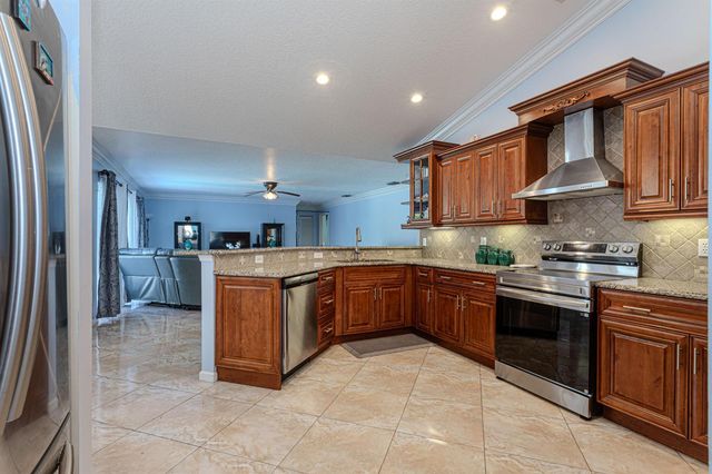 8895 Palomino Drive, Lake Worth, FL 33467