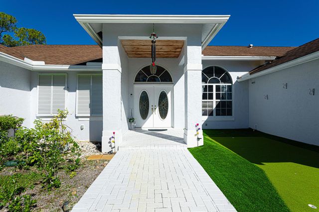 8895 Palomino Drive, Lake Worth, FL 33467