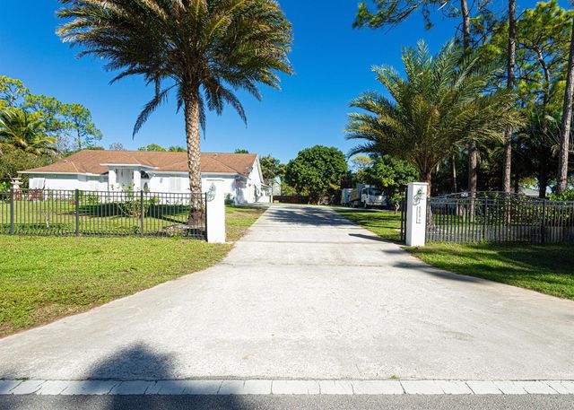 8895 Palomino Drive, Lake Worth, FL 33467