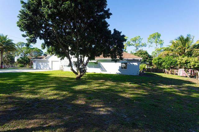 8895 Palomino Drive, Lake Worth, FL 33467