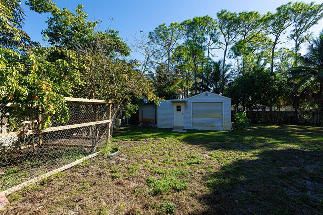 8895 Palomino Drive, Lake Worth, FL 33467
