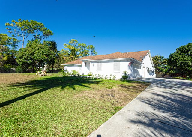 8895 Palomino Drive, Lake Worth, FL 33467