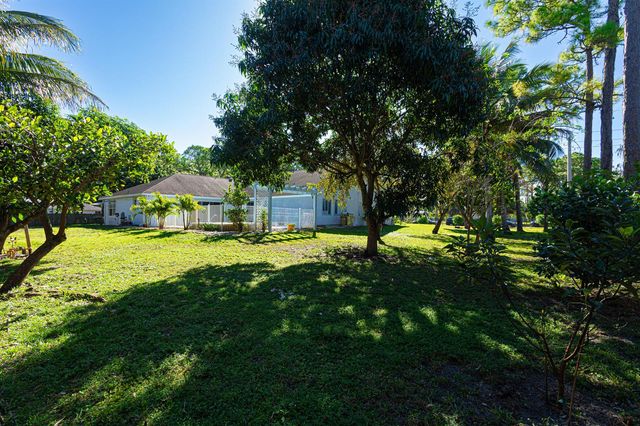 8895 Palomino Drive, Lake Worth, FL 33467