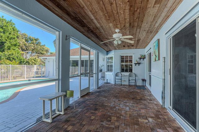 8895 Palomino Drive, Lake Worth, FL 33467