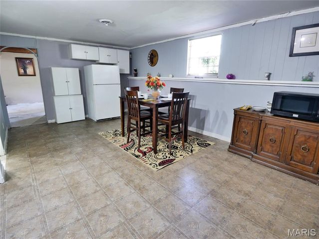9601 Lifford Court, St Louis, MO 63136