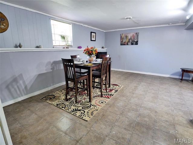 9601 Lifford Court, St Louis, MO 63136