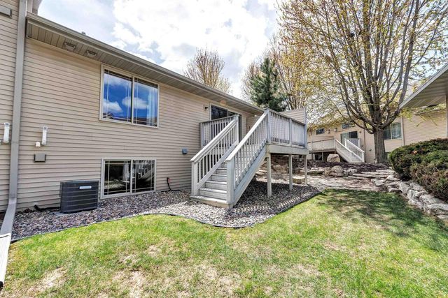 1241 PRAIRIE FALCON TRAIL, Green Bay, WI 54313