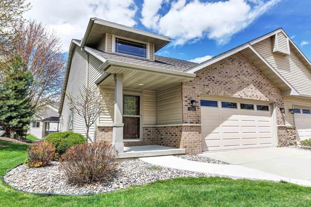 1241 PRAIRIE FALCON TRAIL, Green Bay, WI 54313