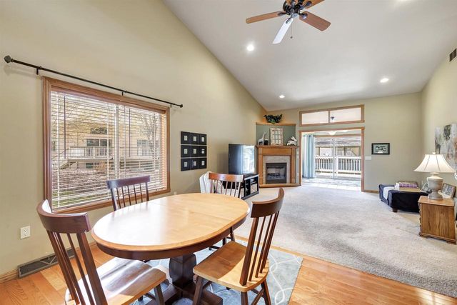1241 PRAIRIE FALCON TRAIL, Green Bay, WI 54313