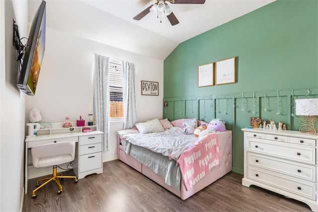 309 Country Crossing Circle, Magnolia, TX 77354