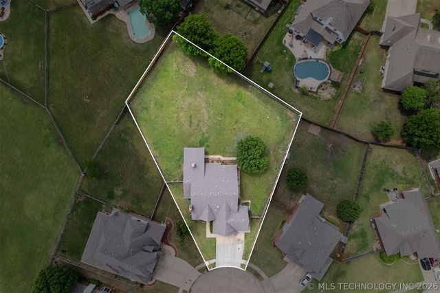 12712 E 89th Street, Owasso, OK 74055