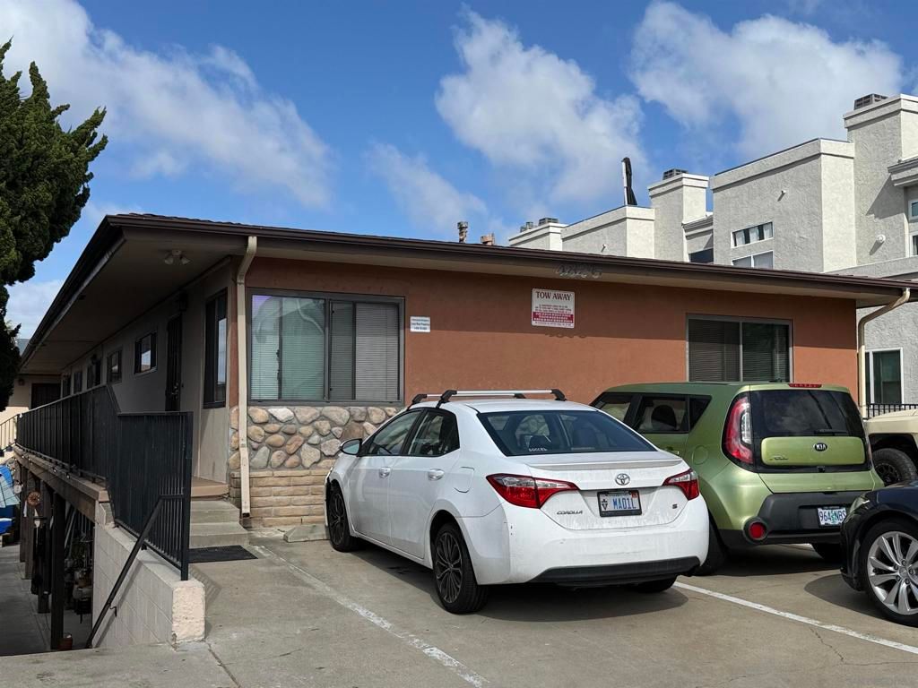 4826 Santa Cruz Ave, San Diego, CA 92107 — exterior
