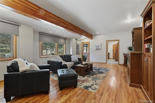 580 Sunny Glen Court, Woodland Park, CO 80863