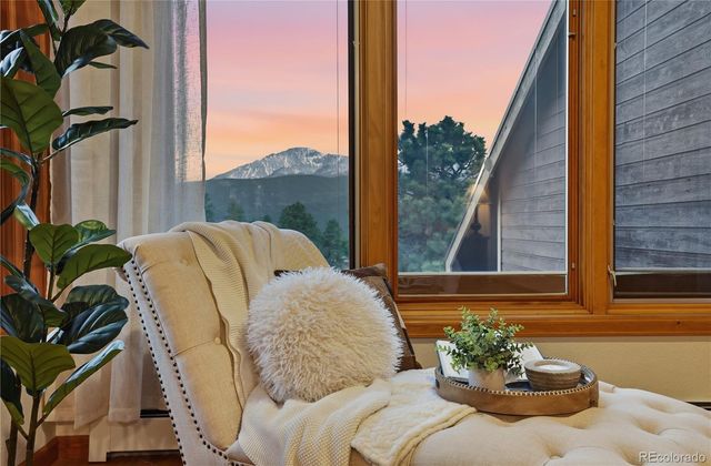 580 Sunny Glen Court, Woodland Park, CO 80863