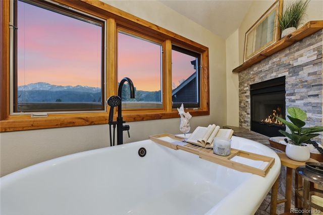 580 Sunny Glen Court, Woodland Park, CO 80863