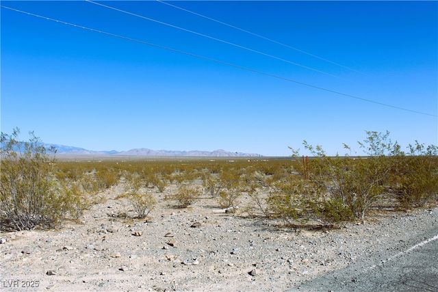 5381 North Blackrock Avenue, Pahrump, NV 89060