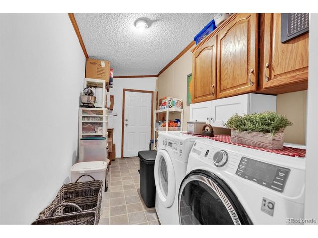 44 Silver Trl, Florissant, CO 80816