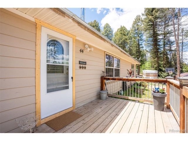 44 Silver Trl, Florissant, CO 80816