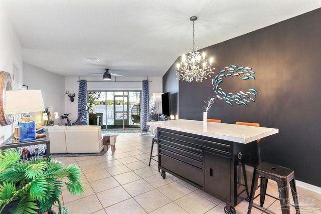 7222 Majestic Blvd, Navarre, FL 32566