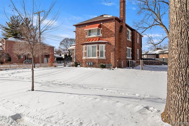 7801 Appoline Street, Dearborn, MI 48126