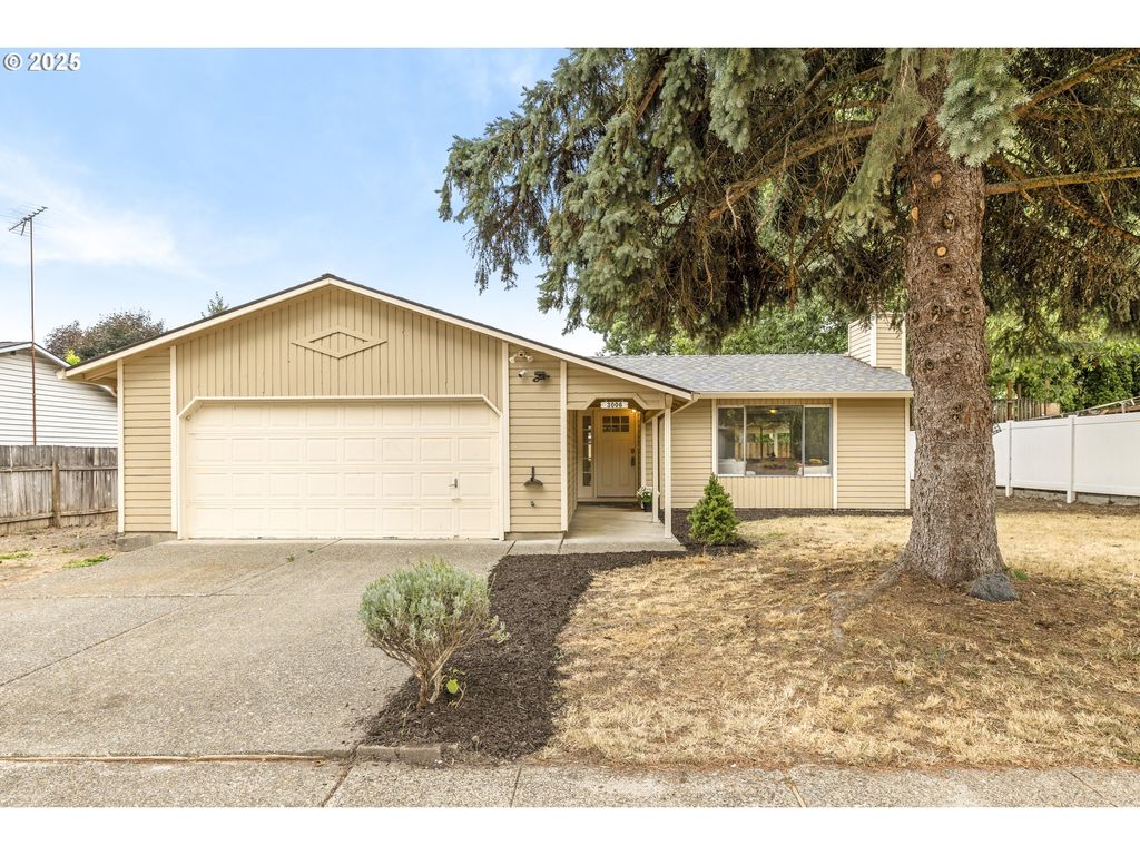 3006 DOGWOOD Ave, Newberg, OR 97132