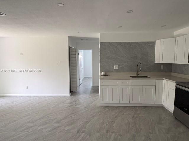 5401 NW 22nd St 2, Lauderhill, FL 33313