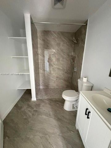 5401 NW 22nd St 2, Lauderhill, FL 33313