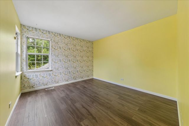 1459 Golfview Drive, Glendale Heights, IL 60139