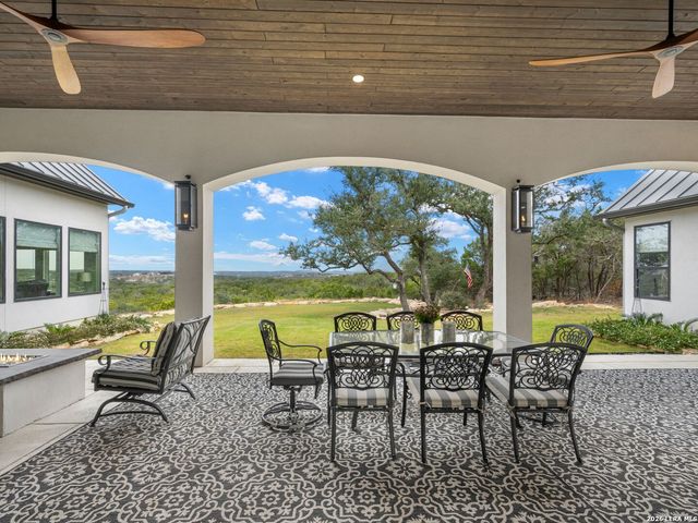 565 Rosemary Ridge, Bulverde, TX 78163