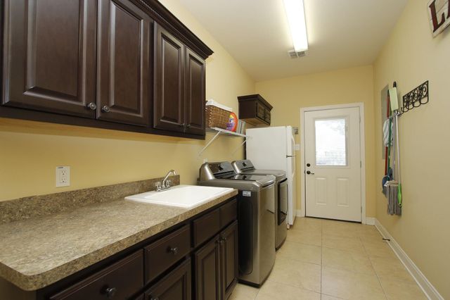 1547 Ruby Drive, Willis, TX 77378