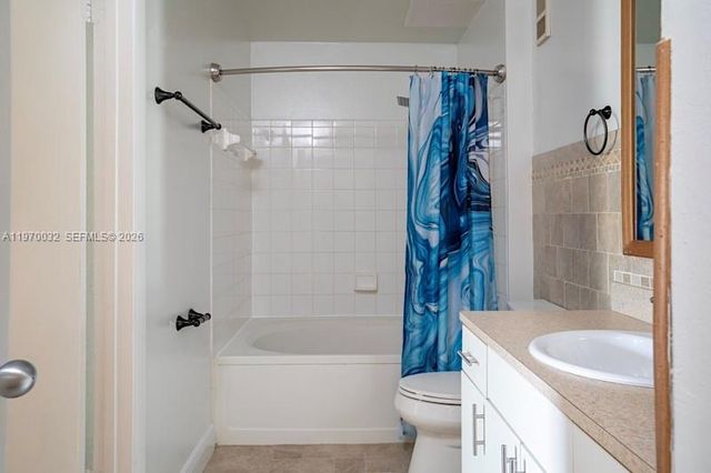 4847 Via Palm Lks 1003, West Palm Beach, FL 33417