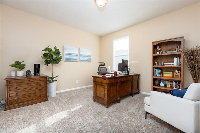 9208 N CAMPBELL Court, Kansas City, MO 64155