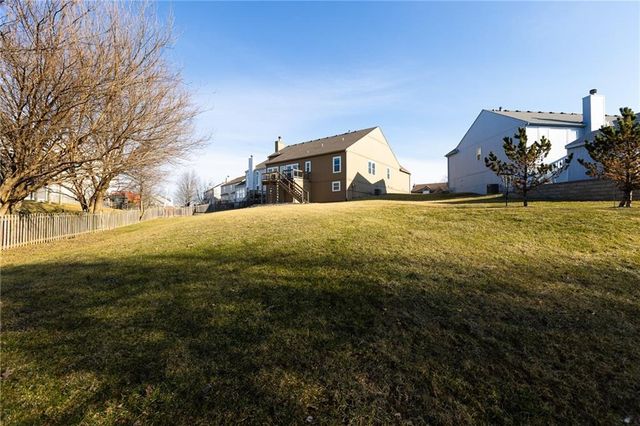 9208 N CAMPBELL Court, Kansas City, MO 64155