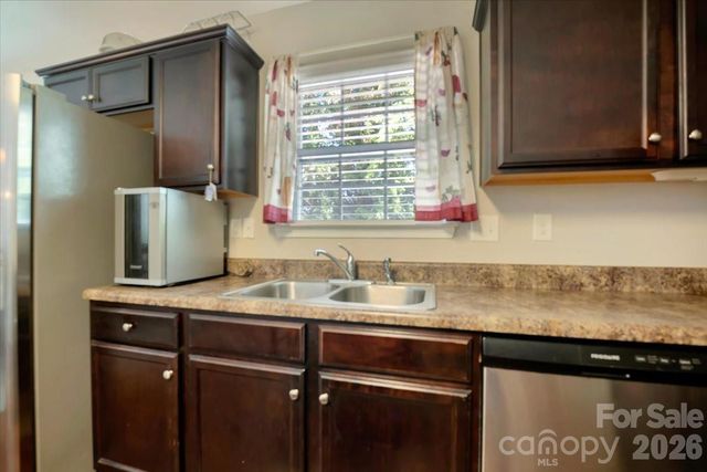 1057 Bolivia Drive, Gastonia, NC 28054