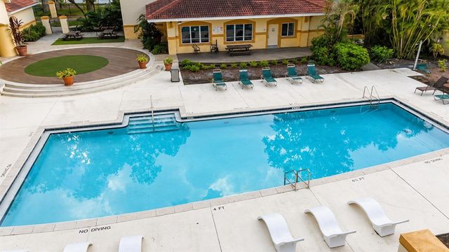 5610 PINNACLE HEIGHTS CIRCLE 309, Tampa, FL 33624