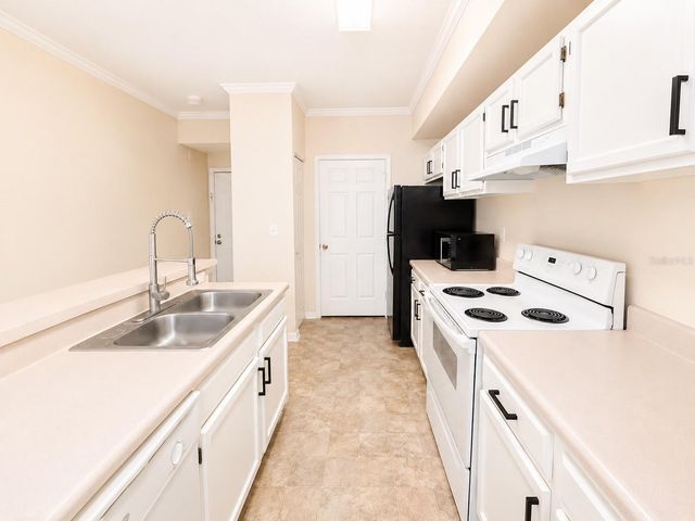5610 PINNACLE HEIGHTS CIRCLE 309, Tampa, FL 33624